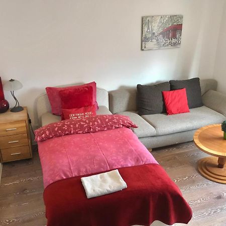 Ingrids Ferienwohnung Mit Balkon In Thiede Naehe See Salzgitter Luaran gambar