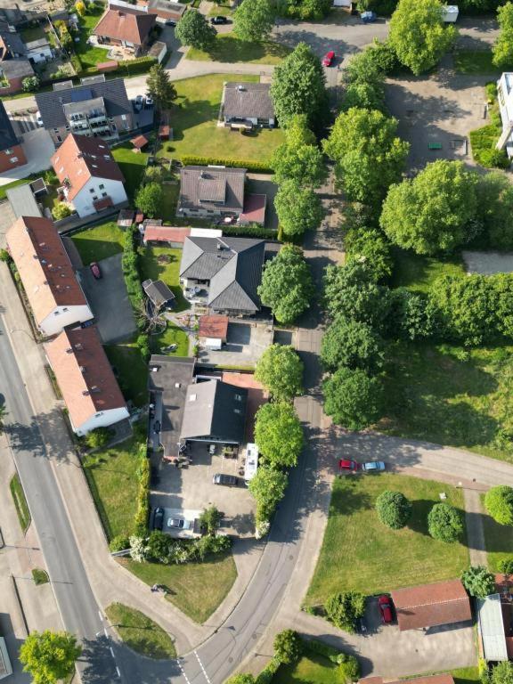 Ingrids Ferienwohnung Mit Balkon In Thiede Naehe See Salzgitter Luaran gambar