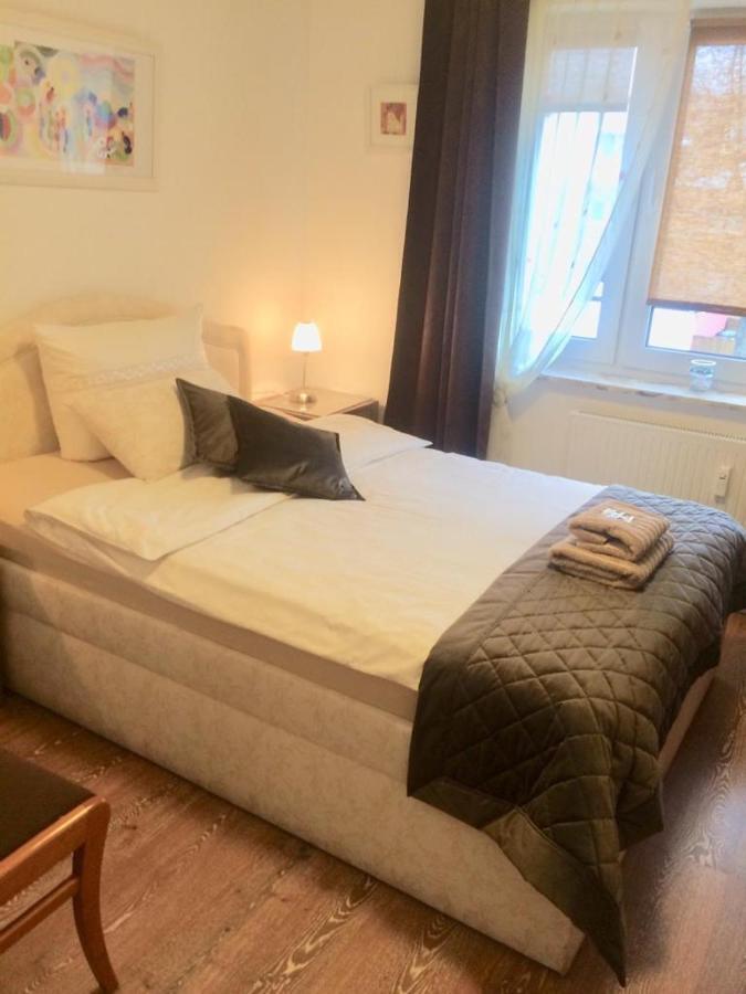 Ingrids Ferienwohnung Mit Balkon In Thiede Naehe See Salzgitter Luaran gambar